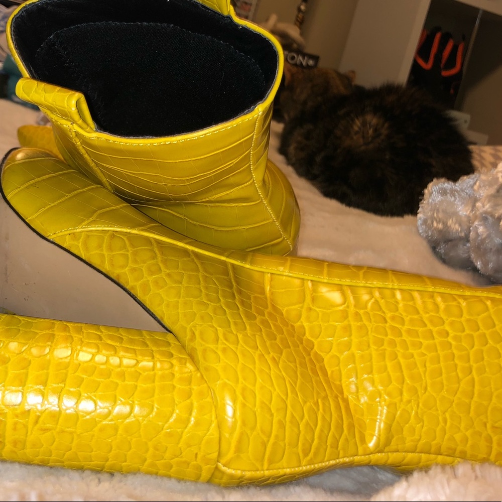 Snakeskin Booties - Picture 6 of 6